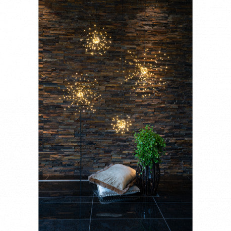 Firework ljusdekoration hängande inomhus