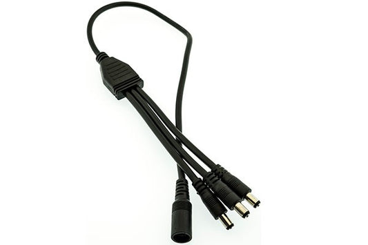 3-vägs svart splitter/fördelningskabel 2,1mm DC-plugg
