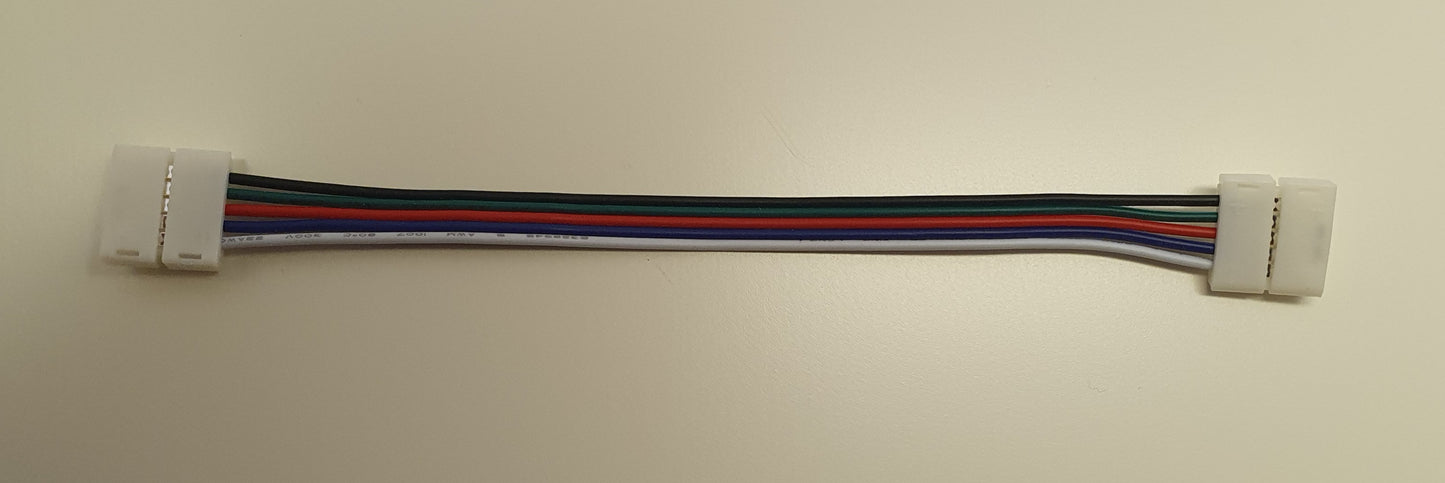 Skarvkabel med snabbkontakt till LED-tejp RGBW