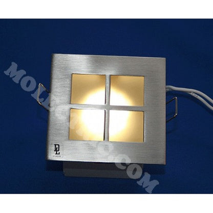 Square trapp och väggbelysning