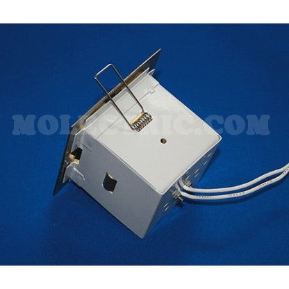 Square trapp och väggbelysning